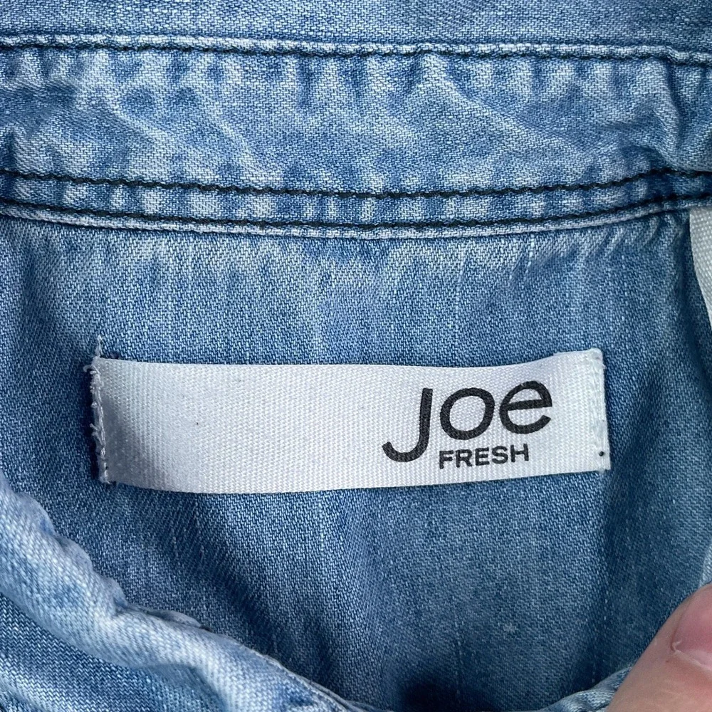 Joe Fresh Top Womens Large Blue Denim Button‎ Down Long Sleeve Pocket Shirt